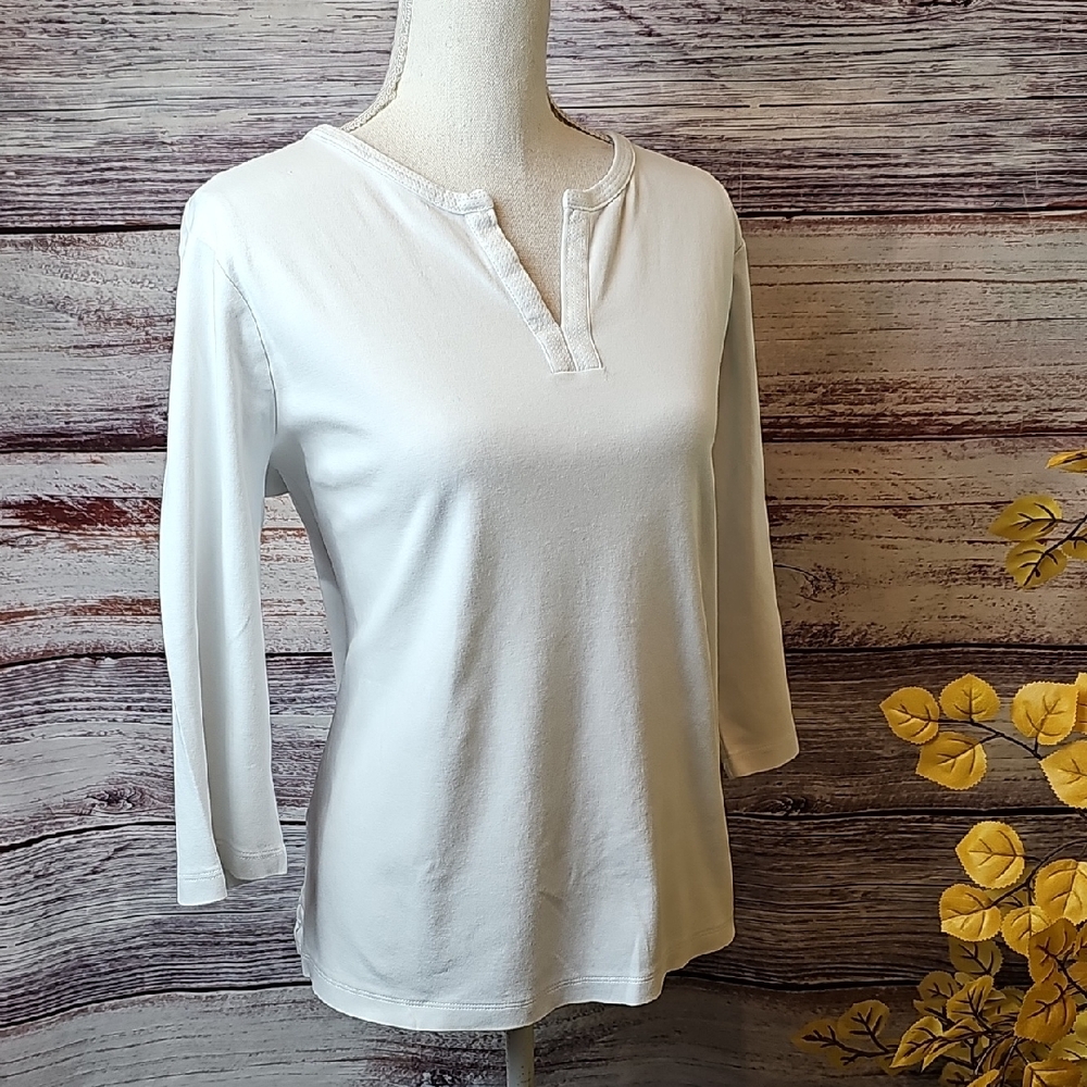 NEW L.L. BEAN WHITE 3/4 SLEEVE SPLIT V NECK PULLOVER TOP TEE